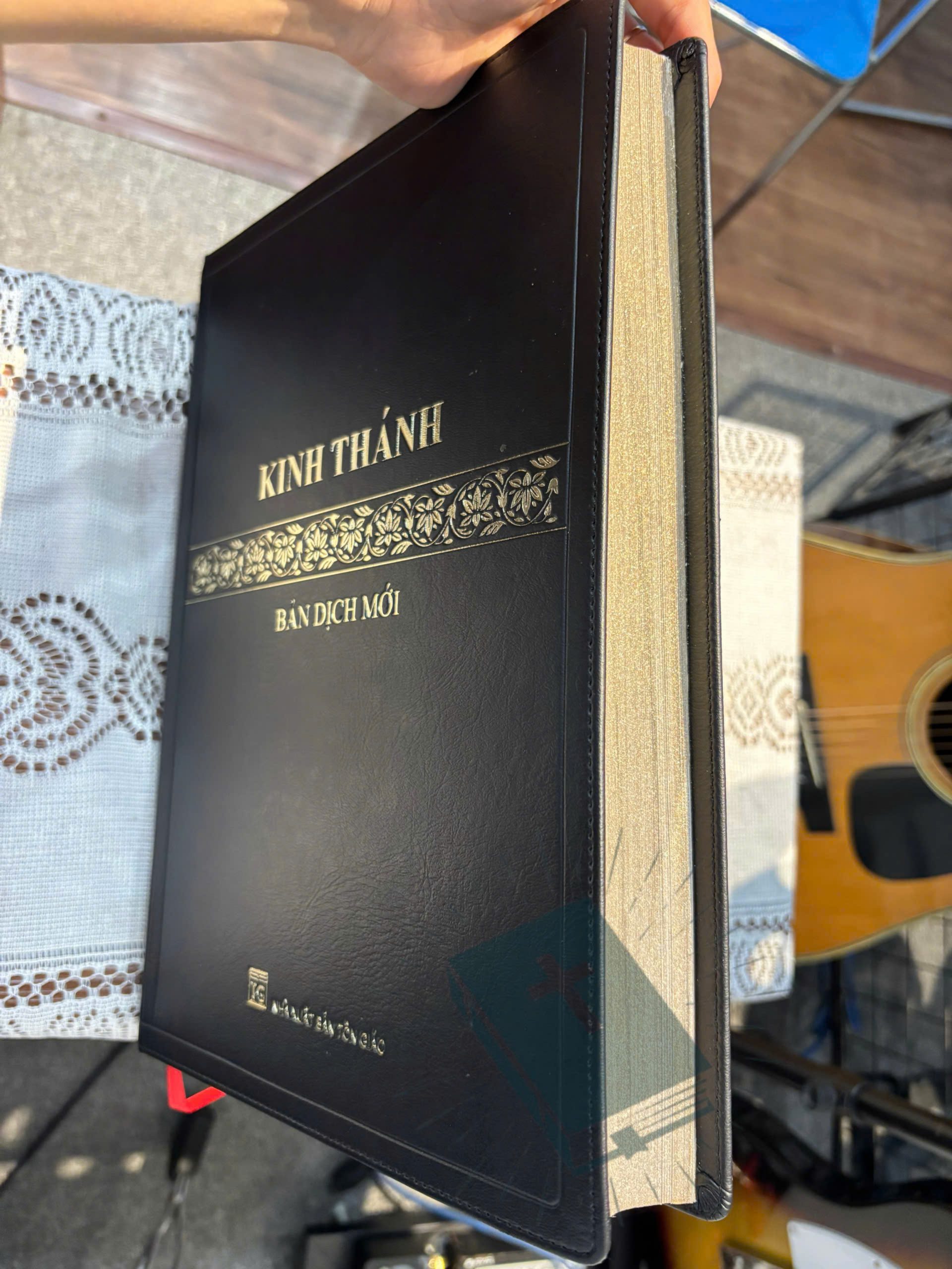 gen-h-z7216722970372_1b1163b70a042036ca9a5d8751db70ff